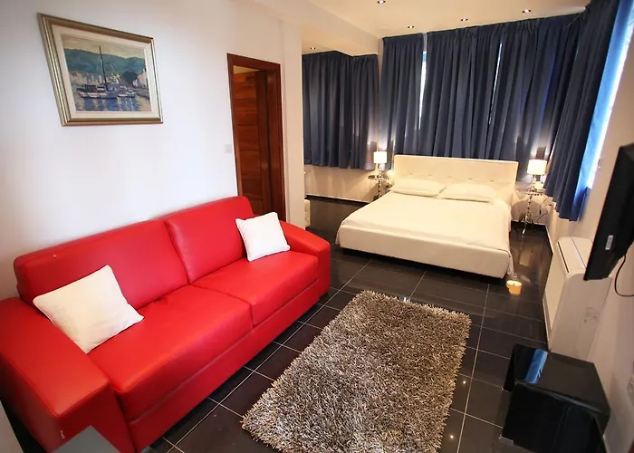 Bed & Breakfast Kampanel 4*