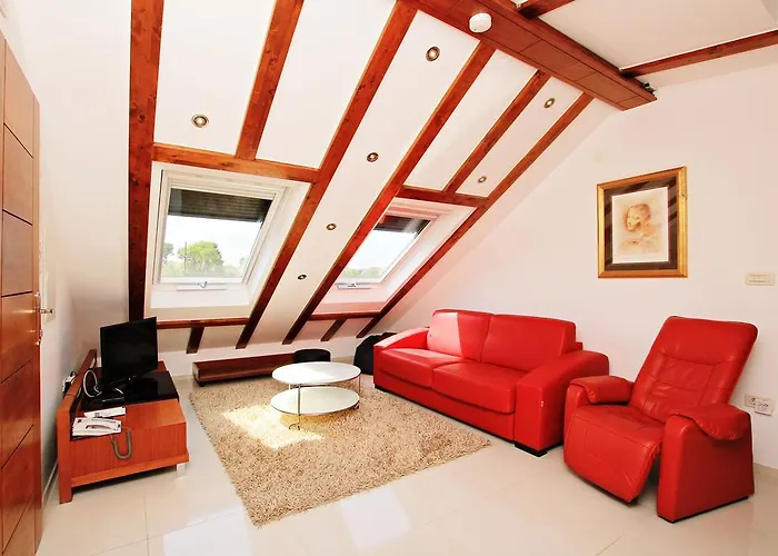 Kampanel Bed & Breakfast 4*