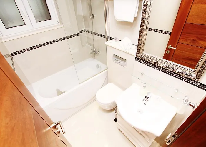 Kampanel Bed & Breakfast 4*