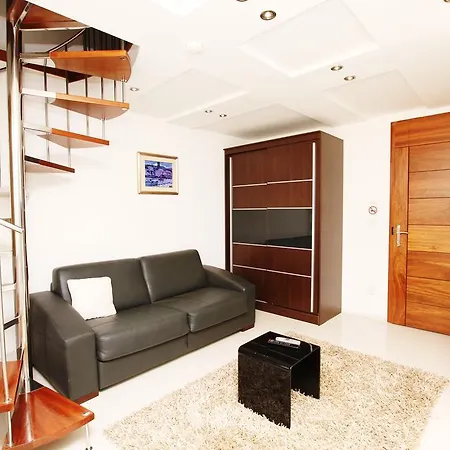 Kampanel Bed & Breakfast